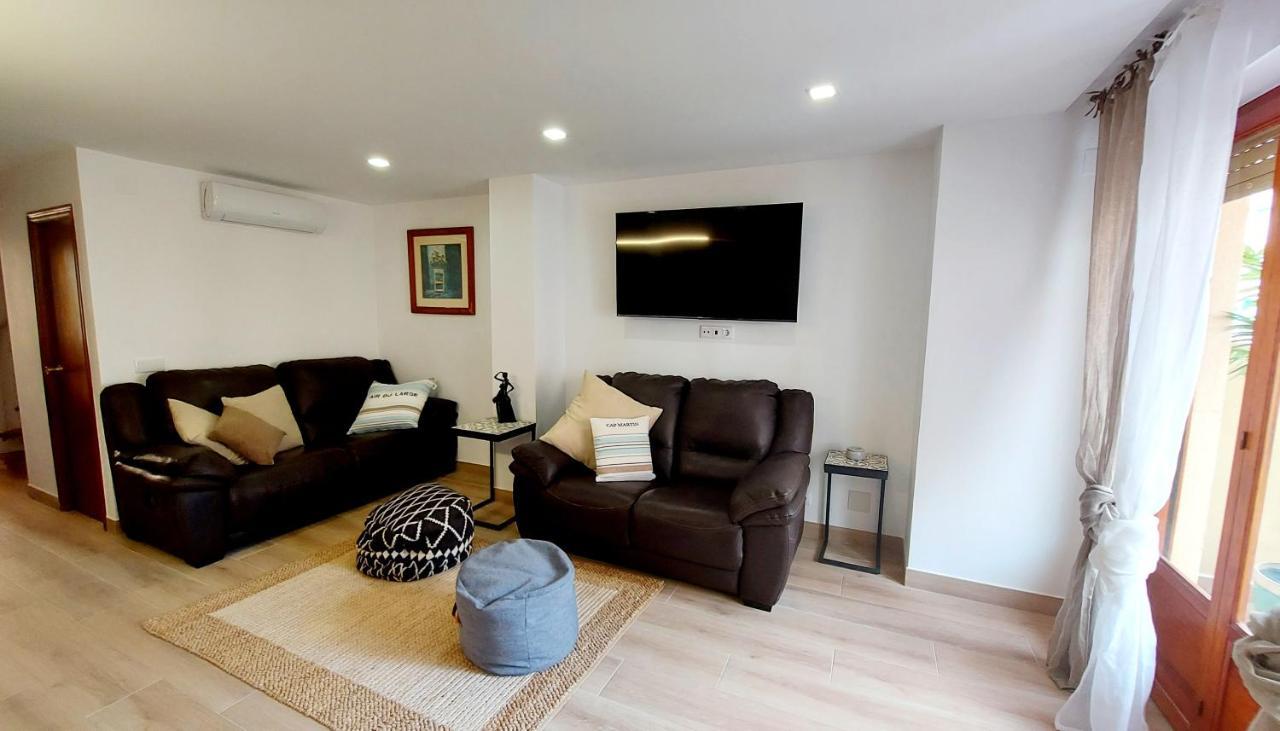 "Campello Beachside Duplex, Coastal Escape, Only 50 Meters From Sea" El Campello Buitenkant foto